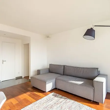 Comfortion Le Papillon - De Luxe Avec Vue Et Piscine Apartment Puteaux