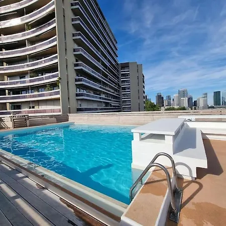 Comfortion Le Papillon - De Luxe Avec Vue Et Piscine * Puteaux
